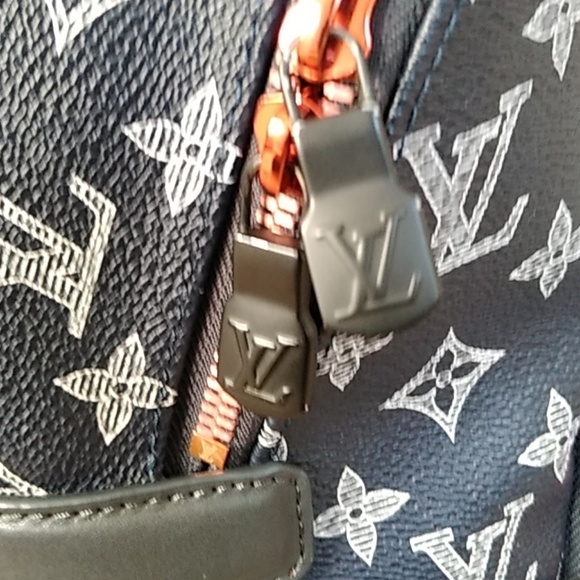 Authentic Louis Vuitton Discovery Backpack PM - Picture 5 of 8